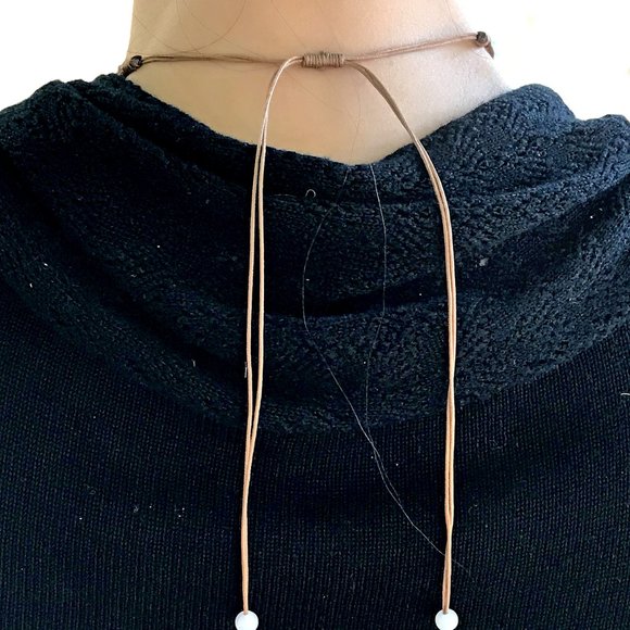 Iris Flower Handmade Jade Necklace Pendant - Picture 2 of 4